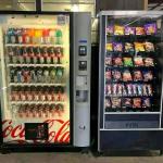 Snacks and drinks vending machine
