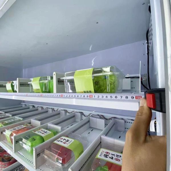 MC121 elevator vending machine