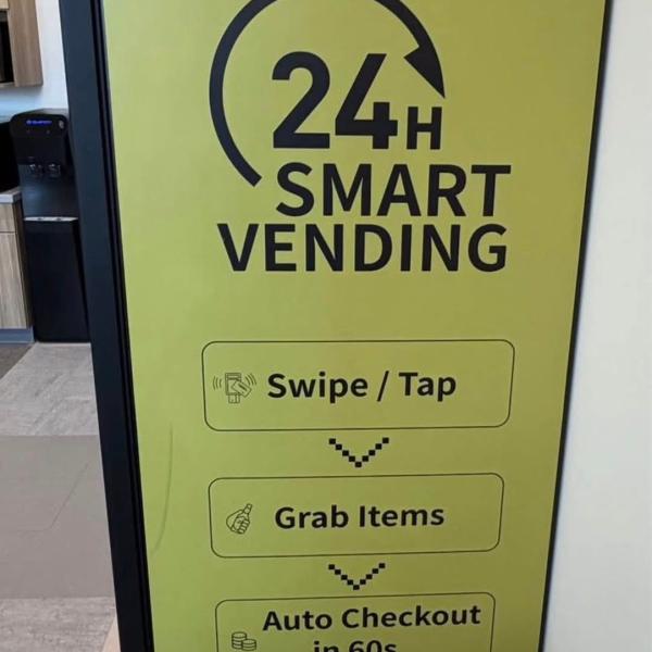 Haha vending machine ultra 200 double door