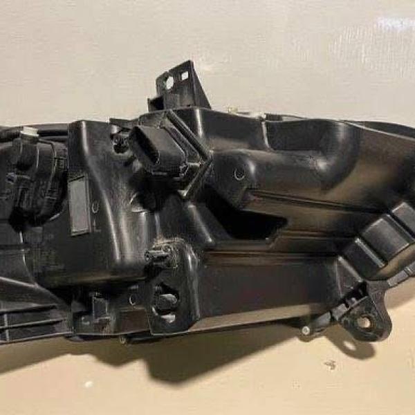 2018 Ford Mustang headlights