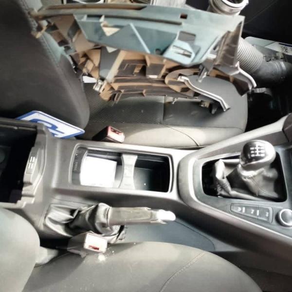 Ford focus EcoBoost 1.0 2015