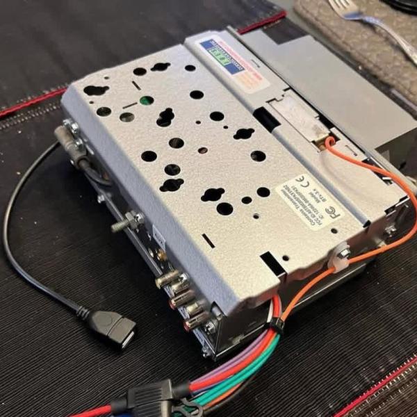 Ford mustang stereo FM