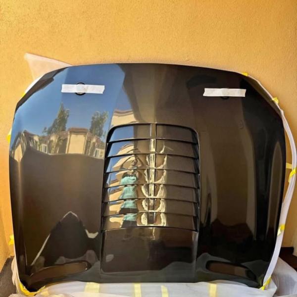 2017-2023 Ford Mustang Carbon Fiber Vented Front Hood