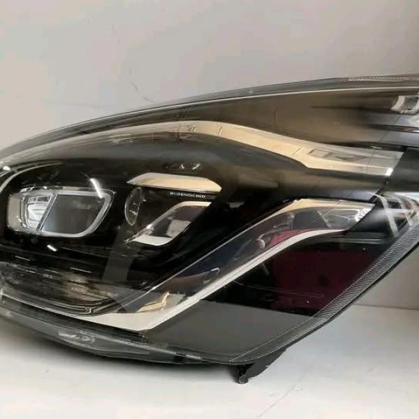 Ford Transit Custom or Ford Tourneo Custom headlight from model years 2018-2024.
