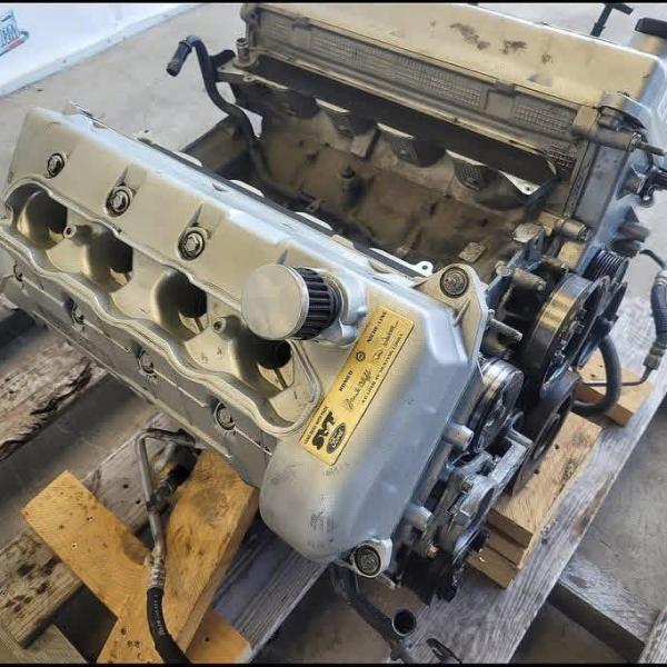 4.6L DOHC Ford Mustang Cobra engine Long block. Taken from a 2004 Ford Mustang SVT COBRA with 67k miles on the speedo.