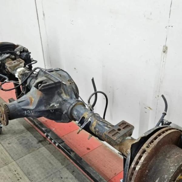 2005-2010 Ford Super Duty F250 F350 SRW Rear Axle 3.73 Gear Ratio 159k miles