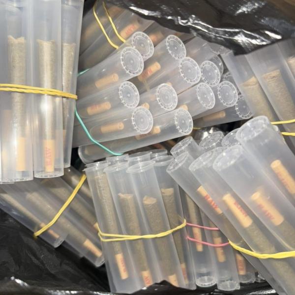 TOP TIER SHAKE PREROLLS 1G EACH SEALED IN TUBES FOR MAX FRESHNESS💨