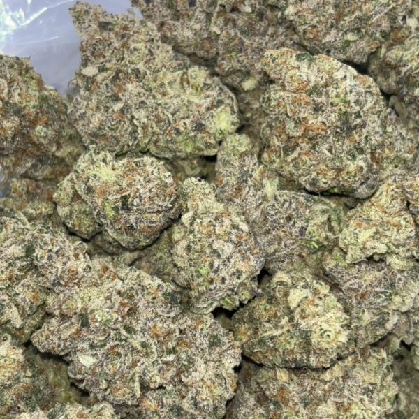 GORILLA GLUE #4 🦍🧲🌪️